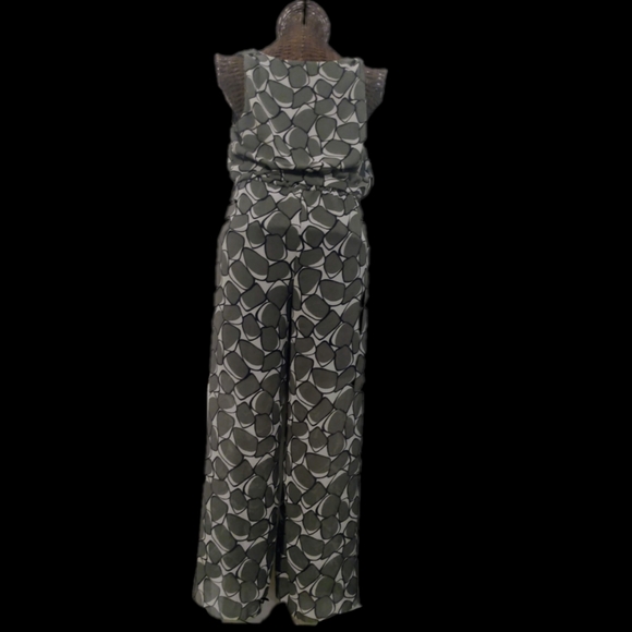 TRUCCI JUMPER 🇪🇹BUY 1 GET 1 FREE EVERYTHING🇪🇹 - Picture 2 of 4